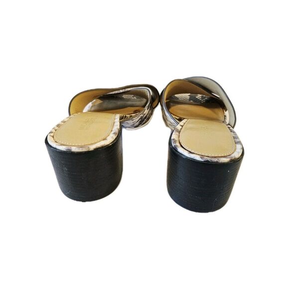 Michael Kors Sandals Size 7.5 - Picture 4 of 7